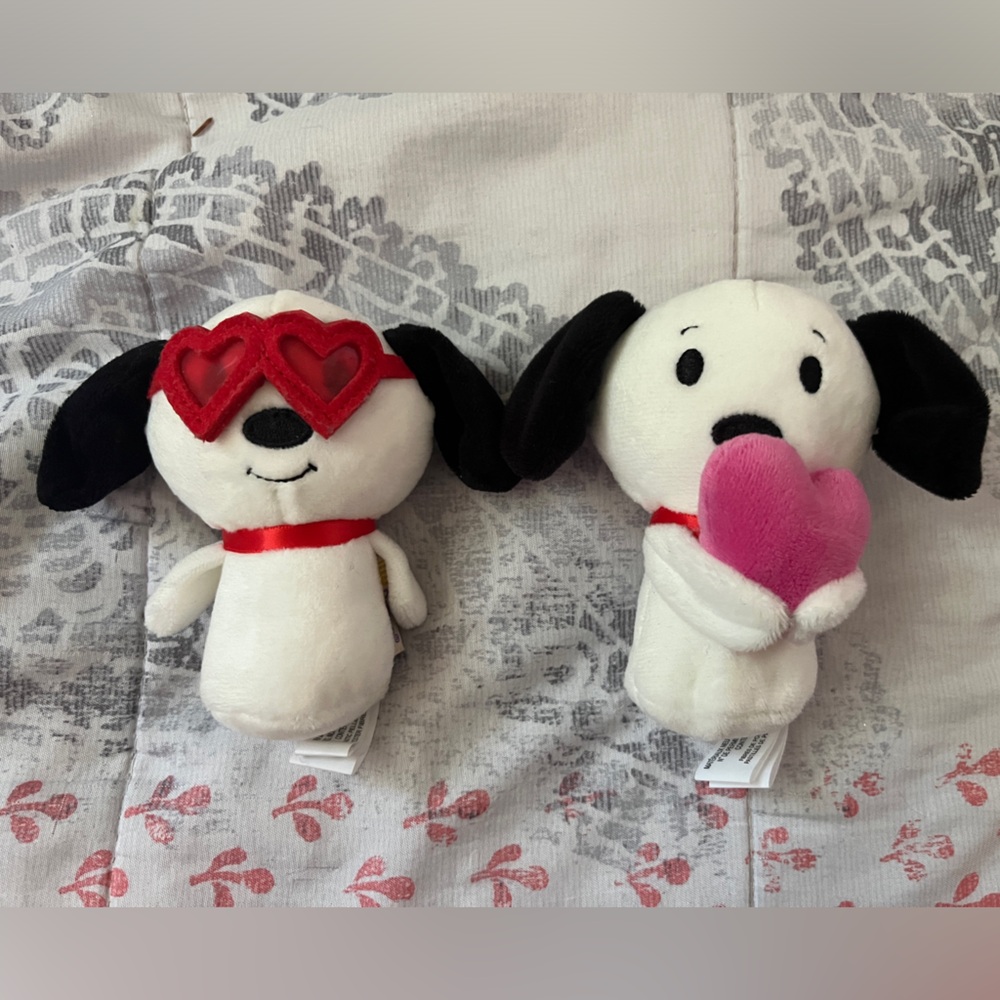 ITTY BITTYS Snoopy Valentine’s Day Mini Plushies 2 pack